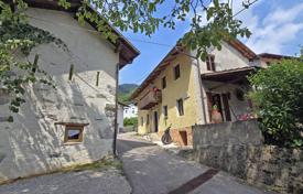 2 dormitorio chalet 92 m² en Tolmin, Eslovenia. 298 000 €