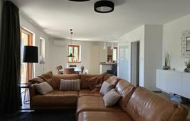 4 dormitorio casa de pueblo 137 m² en Labin, Croacia. 699 000 €