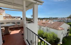 2 dormitorio ático 76 m² en Estepona, España. 290 000 €