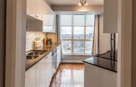 1 dormitorio piso en Lake Shore Boulevard West, Canadá. C$777 000