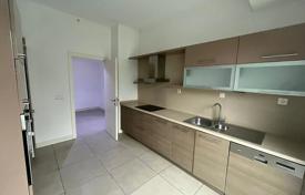 3 dormitorio piso 176 m² en Bağcılar, Turquía. $291 000