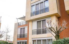 7 dormitorio villa 430 m² en Eyüpsultan, Turquía. $2 025 000