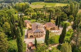 19 dormitorio finca rústica 1064 m² en Toscana, Italia. 3 200 000 €