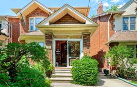 3 dormitorio casa de pueblo en Old Toronto, Canadá. C$1 976 000