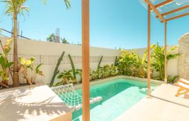 4 dormitorio villa 310 m² en Uluwatu, Indonesia. $392 000