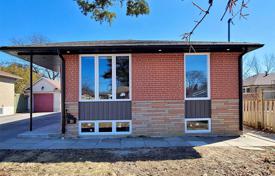 Casa de pueblo – Etobicoke, Toronto, Ontario,  Canadá. C$1 514 000
