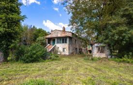 Cortijo en Poppi, Italia. 790 000 €