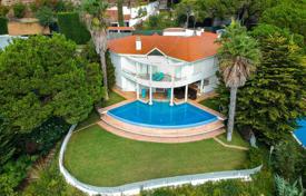 Villa – Lloret de Mar, Cataluña, España. 2 950 000 €