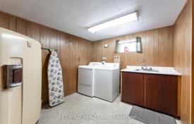 6 dormitorio casa de pueblo en Etobicoke, Canadá. C$1 403 000