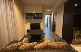 2-dormitorio apartamentos en condominio en Watthana, Tailandia. $471 000