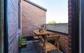 7 dormitorio piso en North York, Canadá. C$1 267 000