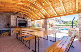 4 dormitorio piso 120 m² en Novi Vinodolski, Croacia. 350 000 €