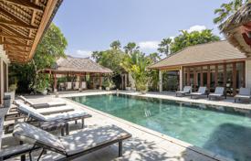 3 dormitorio villa 459 m² en Kerobokan Kelod, Indonesia. $1 300 000