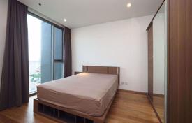 1-dormitorio apartamentos en condominio en Yan Nawa, Tailandia. $163 000