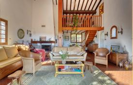 6 dormitorio villa en Bormes-les-Mimosas, Francia. Price on request