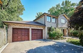 Casa de pueblo – Scarborough, Toronto, Ontario,  Canadá. C$1 317 000