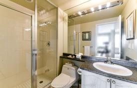 6 dormitorio piso en Etobicoke, Canadá. C$1 021 000