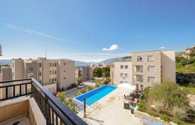 4 dormitorio piso 164 m² en Tivat city, Montenegro. 699 000 €