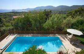 6 dormitorio villa en La Croix-Valmer, Francia. 12 000 €  por semana