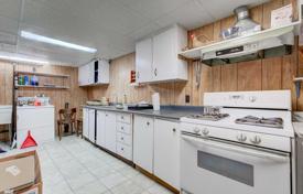 10 dormitorio casa de pueblo en North York, Canadá. C$2 573 000