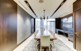5 dormitorio piso en North York, Canadá. C$852 000