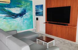 2-dormitorio apartamentos en condominio 89 m² en Mueang Phuket, Tailandia. $253 000