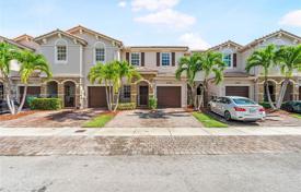 Casa de pueblo – Cutler Bay, Miami, Florida,  Estados Unidos. $420 000