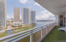 3 dormitorio piso 140 m² en Miami, Estados Unidos. $875 000