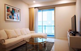 2-dormitorio apartamentos en condominio en Pathum Wan, Tailandia. $863 000