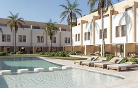 New residential complex with apartments and villas en Denia, España. de 395 000 €
