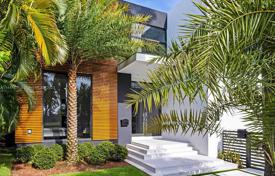 Casa de pueblo – Miami Beach, Florida, Estados Unidos. $7 950 000