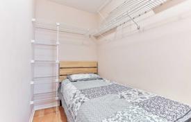 2 dormitorio piso en North York, Canadá. C$1 040 000