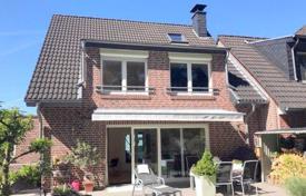 6 dormitorio adosado 182 m² en Krefeld, Alemania. 622 000 €