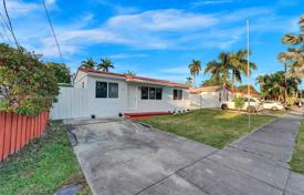 3 dormitorio casa de pueblo 130 m² en Hollywood, Estados Unidos. $660 000
