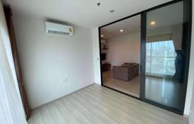 2-dormitorio apartamentos en condominio en Khlong Toei, Tailandia. $150 000