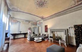 4 dormitorio piso 252 m² en Florencia, Italia. 1 990 000 €