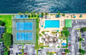 Condominio – Hallandale Beach, Florida, Estados Unidos. $289 000