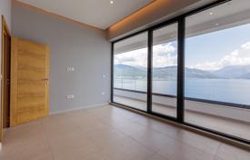 2 dormitorio villa 200 m² en Tivat (city), Montenegro. 530 000 €