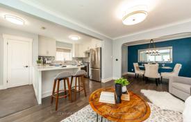 8 dormitorio casa de pueblo en East York, Canadá. C$1 551 000