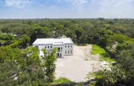 12 dormitorio villa 793 m² en Coral Gables, Estados Unidos. $6 995 000