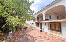 6 dormitorio villa 818 m² en Marbella, España. 1 975 000 €
