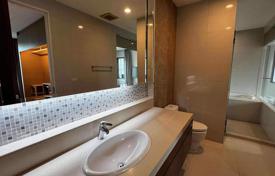 3 dormitorio piso en Khlong Toei, Tailandia. $1 087 000