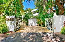 Villa – Miami, Florida, Estados Unidos. $1 950 000
