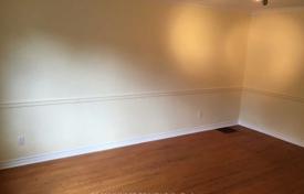 6 dormitorio casa de pueblo en East York, Canadá. C$1 596 000