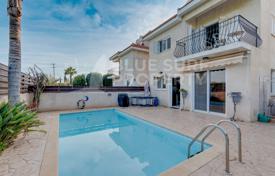 3 dormitorio villa en Frenaros, Chipre. 299 000 €