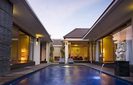Villa – Seminyak, Bali, Indonesia. 1 840 €  por semana