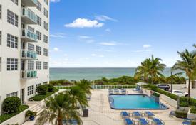 Condominio – Collins Avenue, Miami, Florida,  Estados Unidos. $625 000