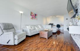 Piso – Etobicoke, Toronto, Ontario,  Canadá. C$739 000