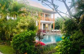3 dormitorio villa 325000 m² en Ungasan, Indonesia. $775 000