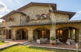 5 dormitorio villa 275 m² en Sarteano, Italia. 790 000 €
